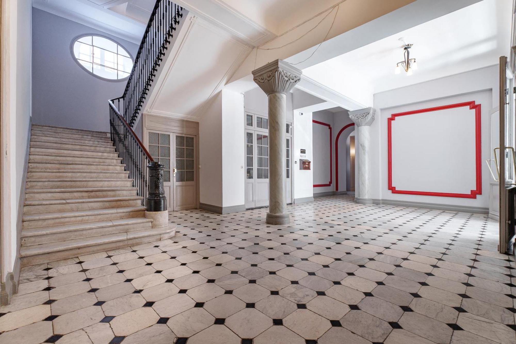 Apartment Renting - Victor - Historic Palace Luxury 3 Bedrooms Parking Nice