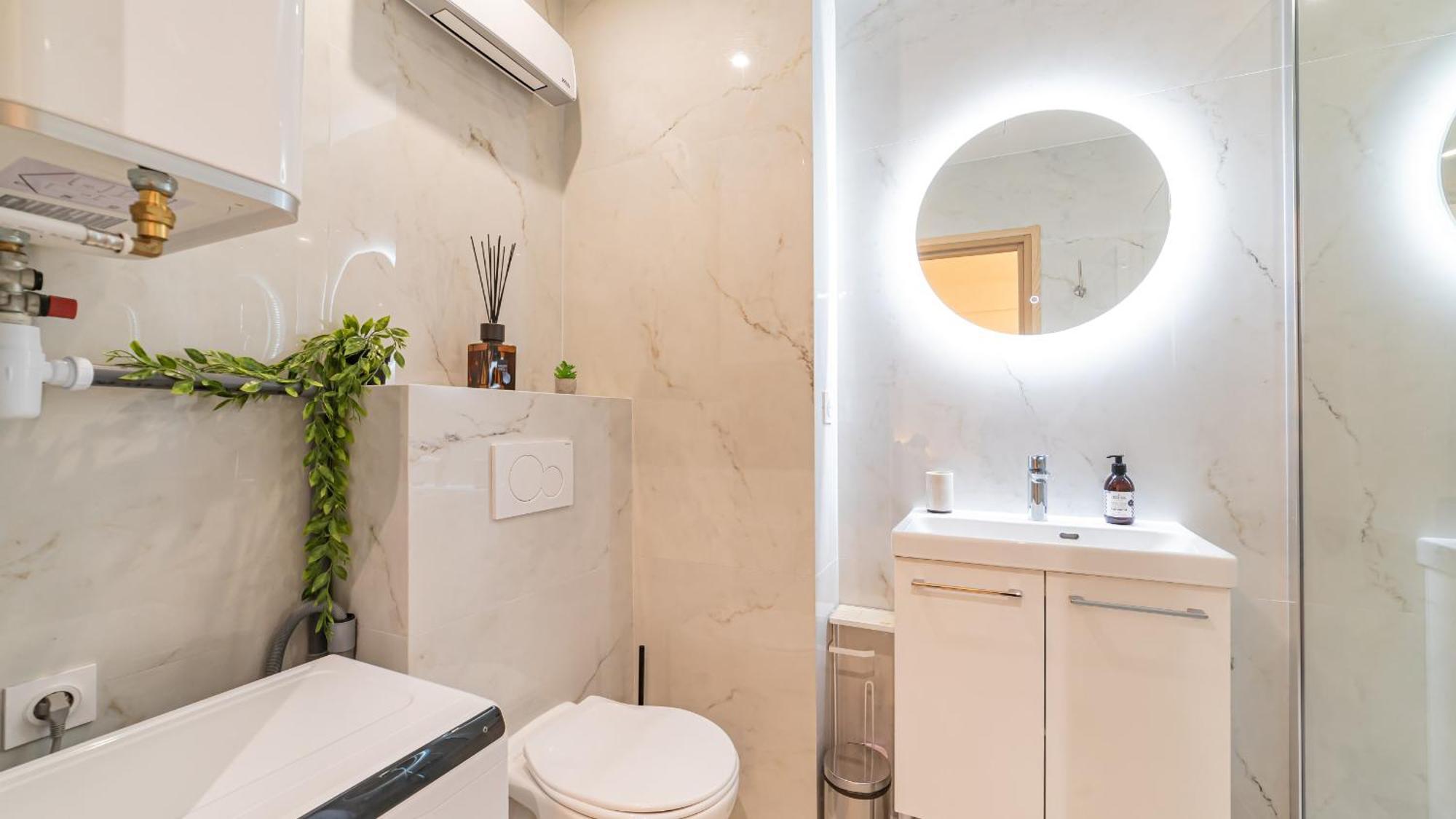 Apartment B G Cocon Meyerbeer - Grimaldi Promenade Des Angla