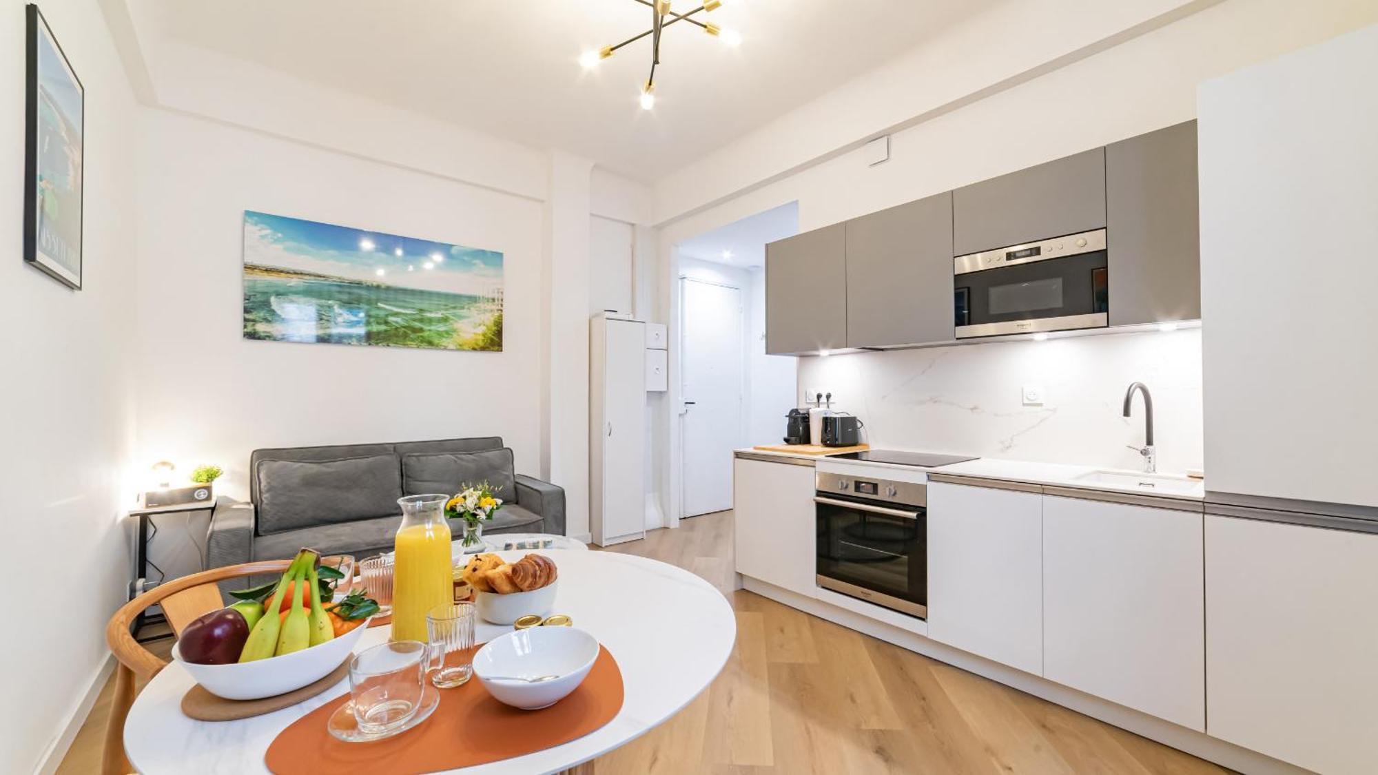 B G Cocon Meyerbeer - Grimaldi Promenade Des Angla Apartment