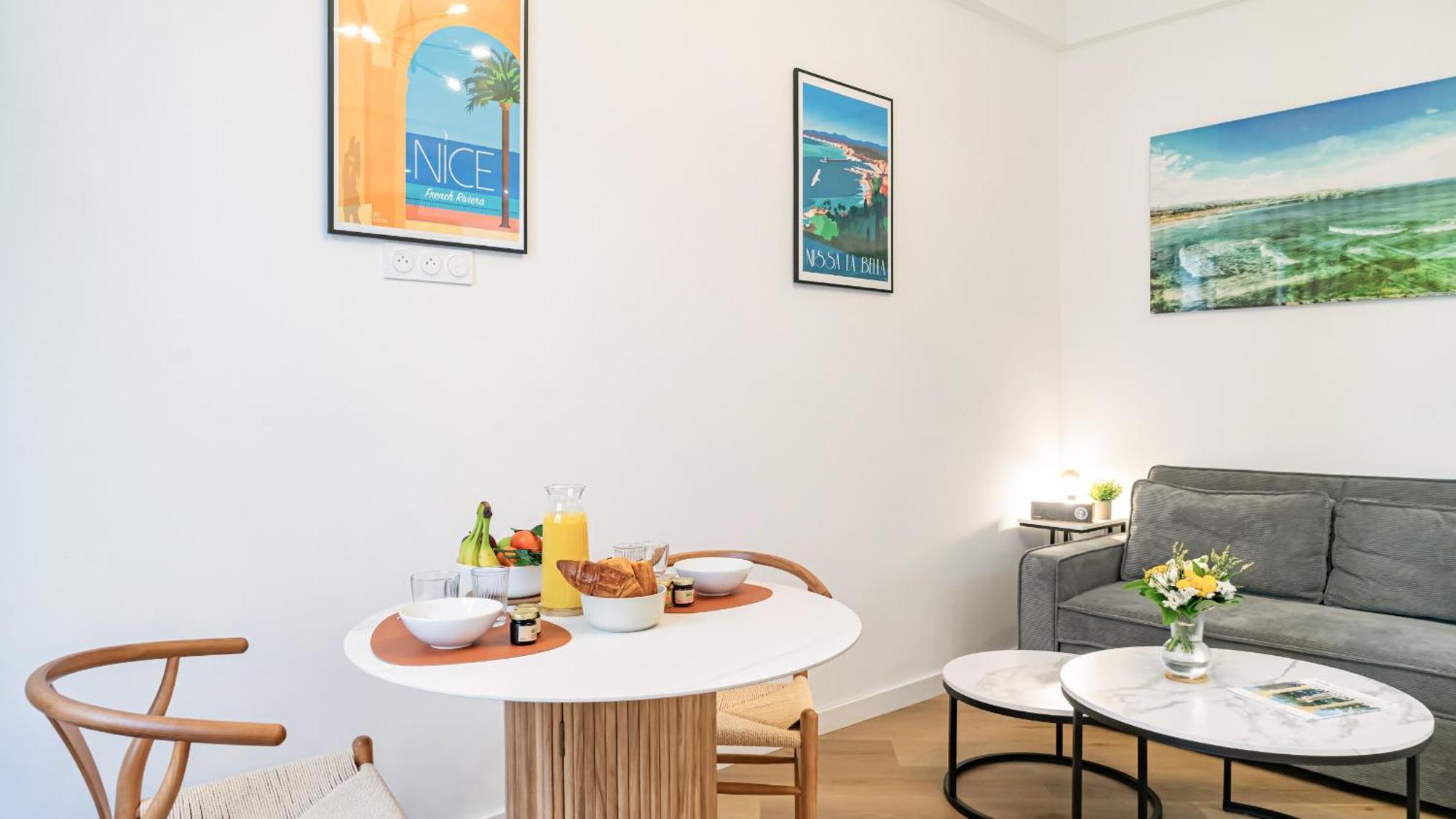 B G Cocon Meyerbeer - Grimaldi Promenade Des Angla *