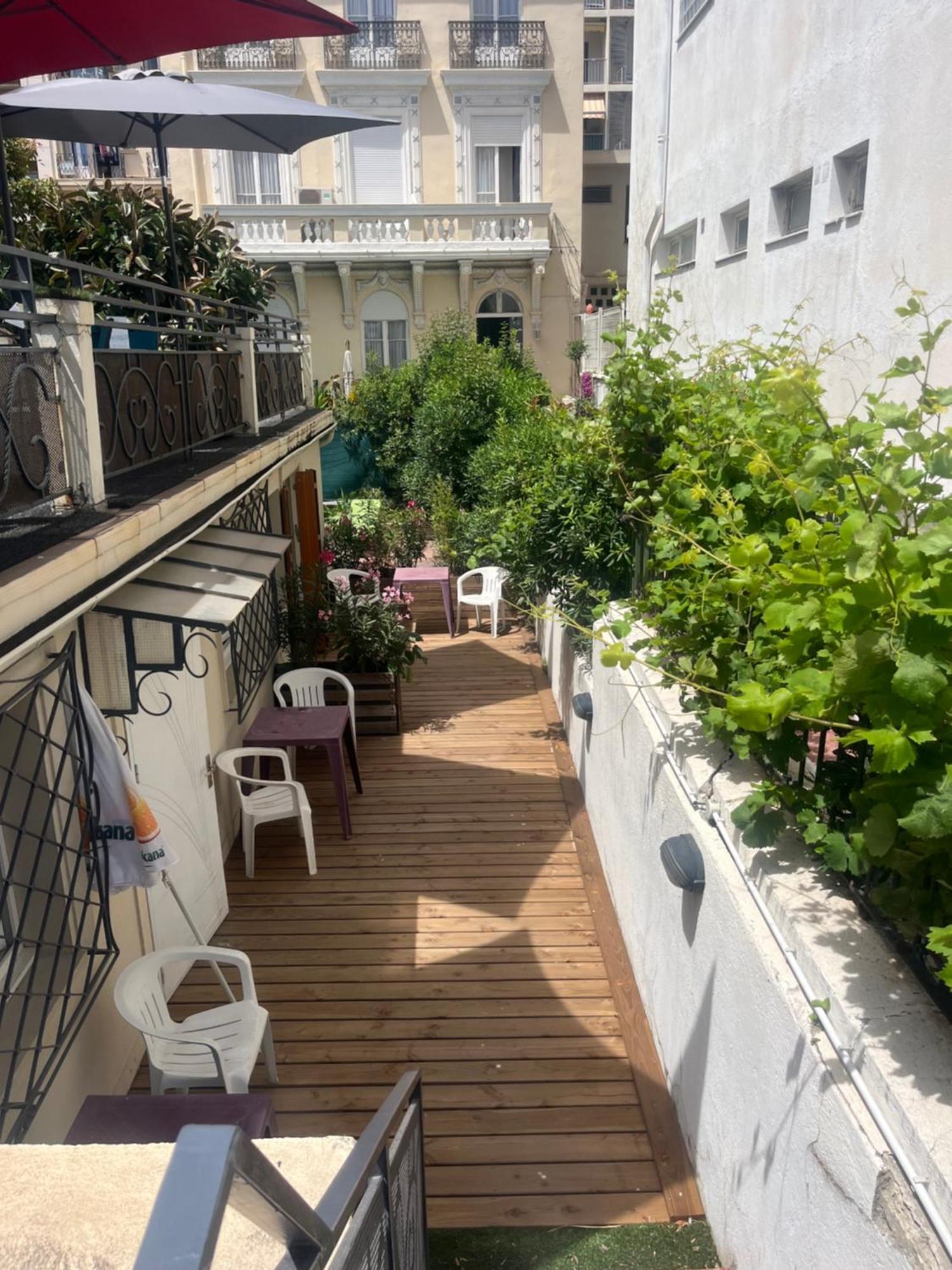 Flots D'azur Promenade Des 3*