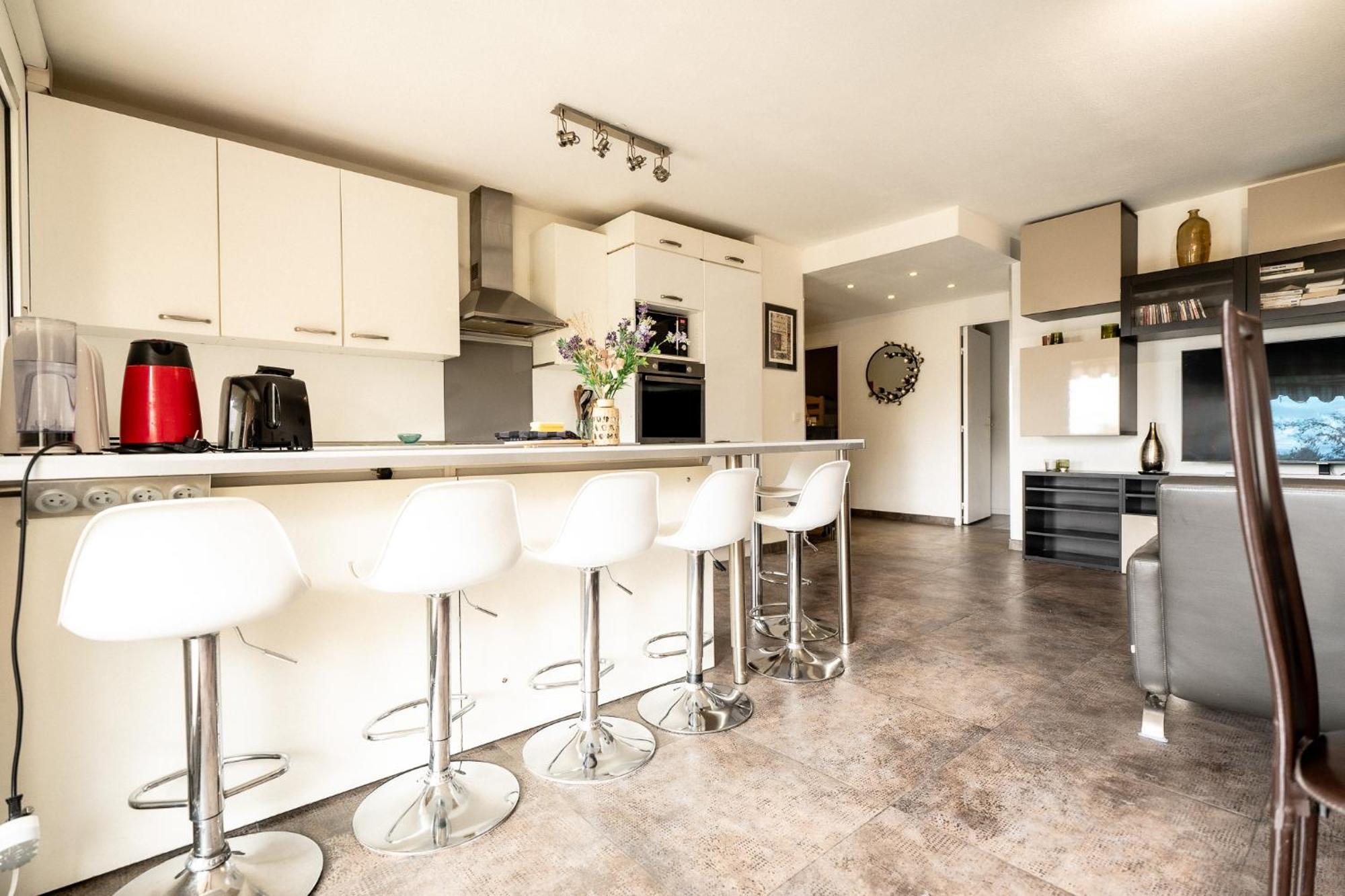 Le Syrius Corniche Apartment Nice