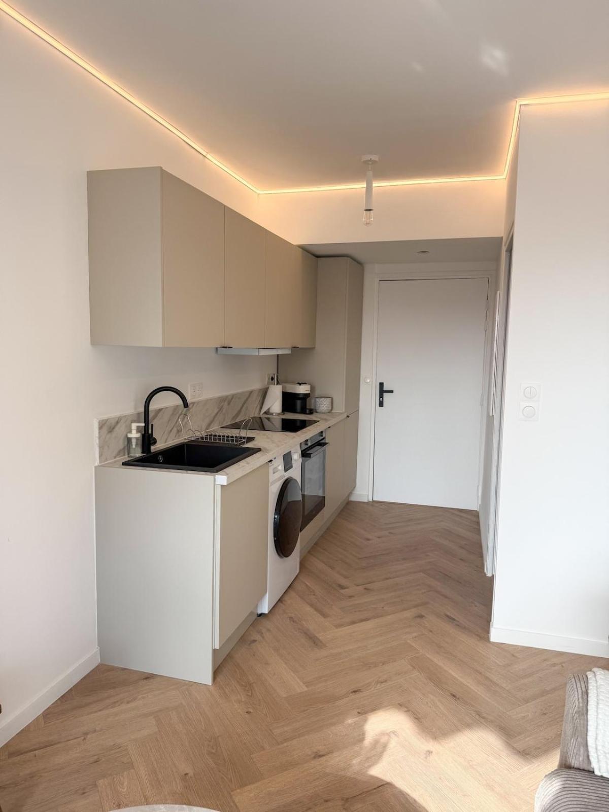 Port De Nice, 4pers Emplacement Ideal Equipe Balcon Apartment *