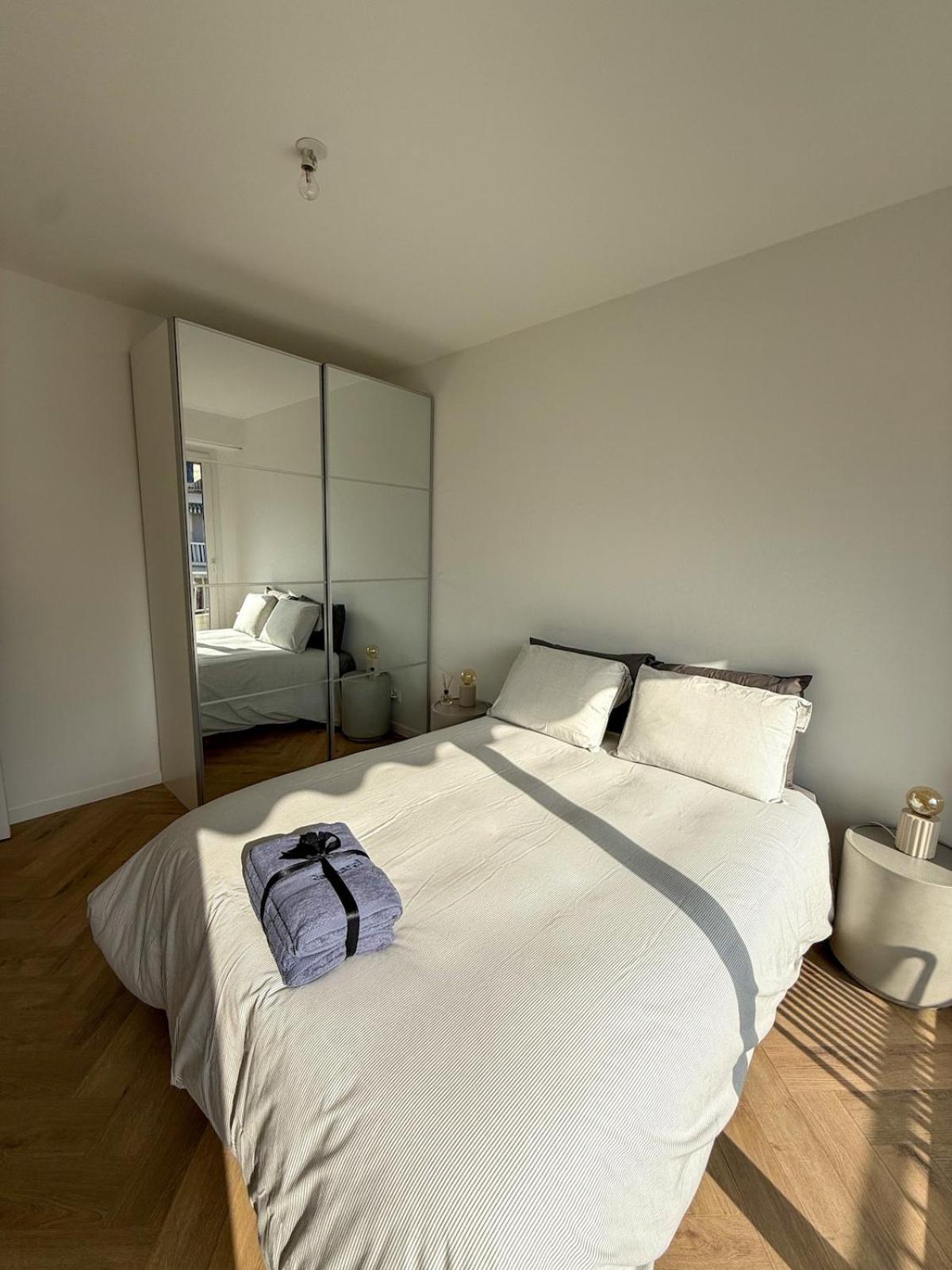 Apartment Port De Nice, 4pers Emplacement Ideal Equipe Balcon *