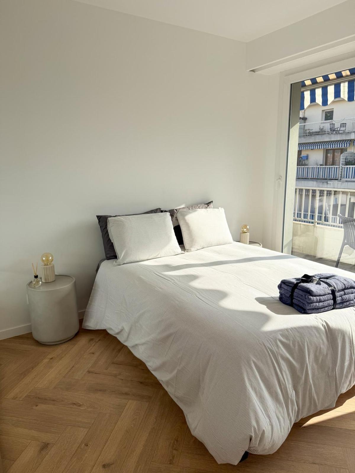 Apartment Port De Nice, 4pers Emplacement Ideal Equipe Balcon