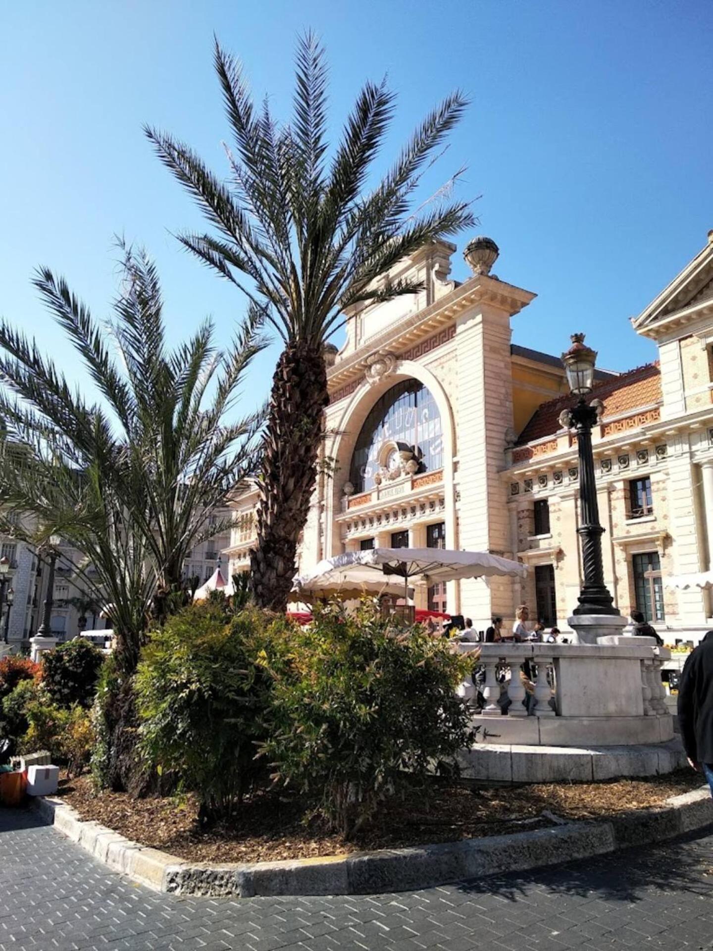 Superbe 4 Pieces 75 M Carres Pour 2 A 6 Personnes Centre Parking 3 Jours Minimum Apartment *