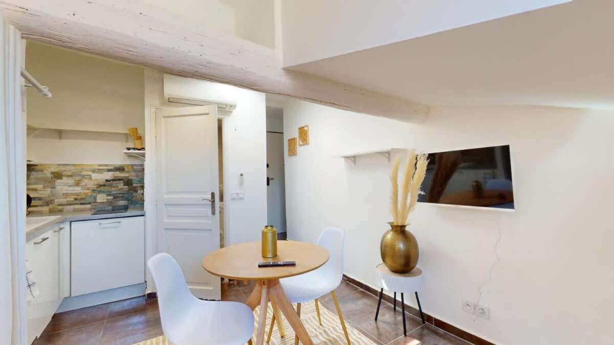 Apartment Le Cosy - Cocon Sous Les Toits - Clim & Wi-fi