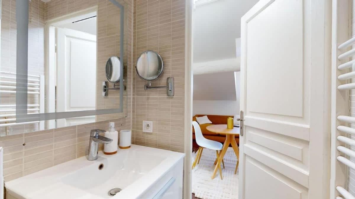 Le Cosy - Cocon Sous Les Toits - Clim & Wi-fi Apartment *