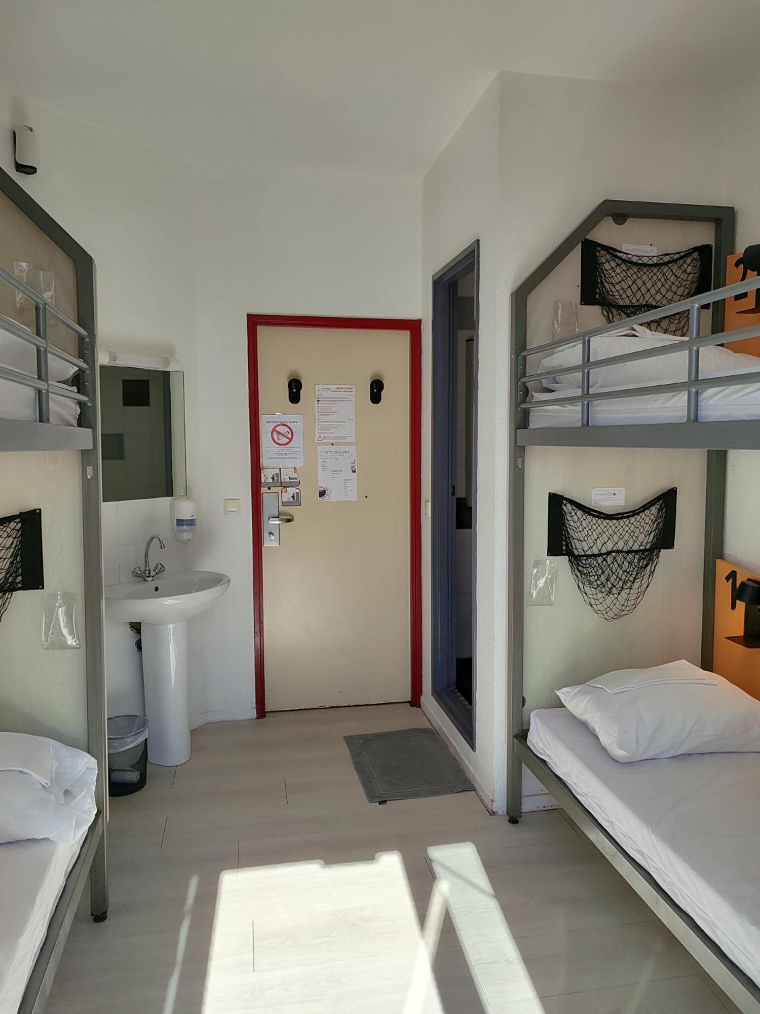 Auberge de jeunesse Hi Les Camélias