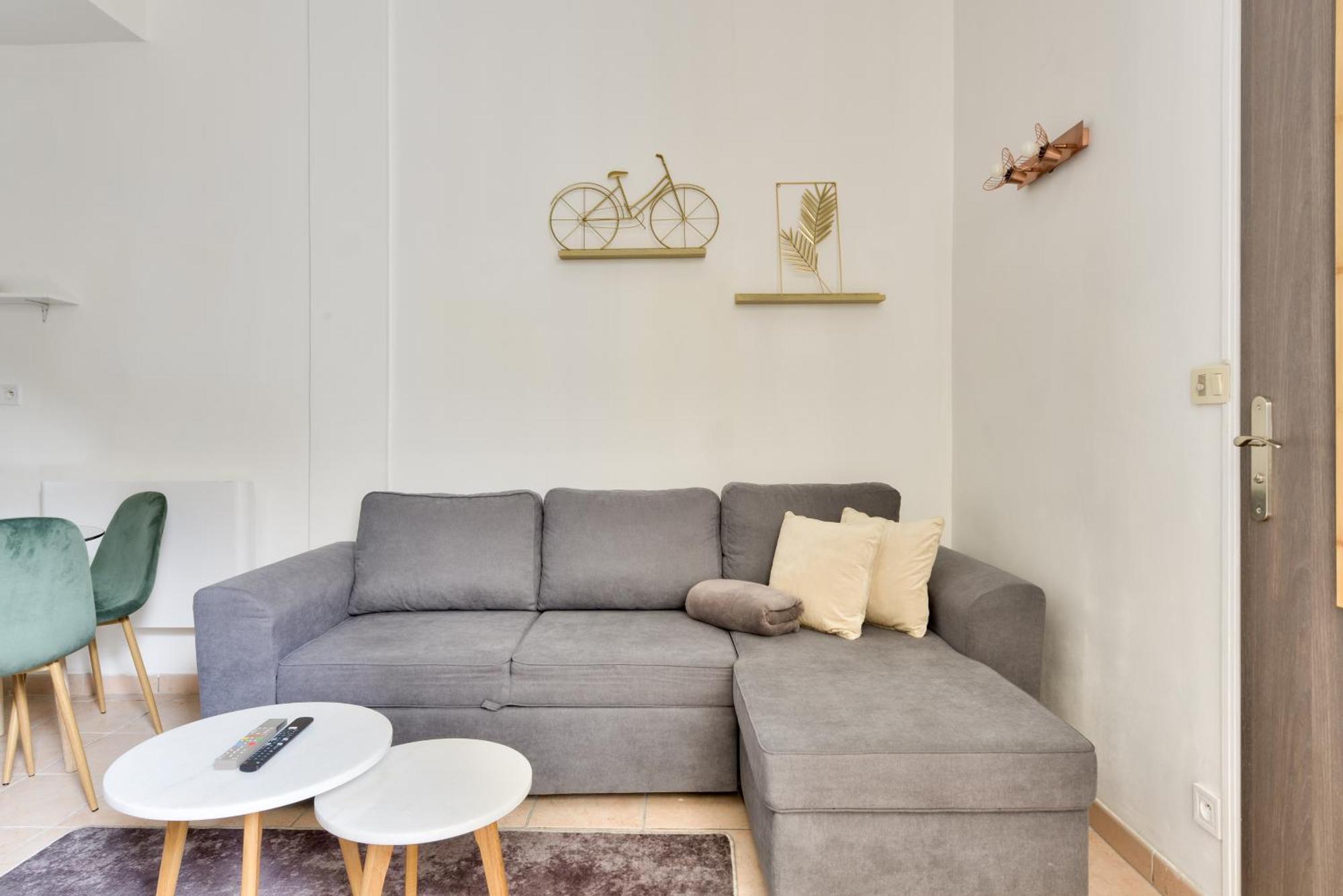 Vieux Avec Balcon A 1min De La Apartment *