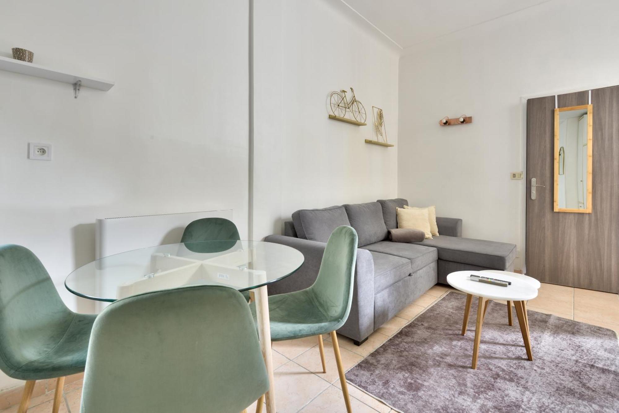 Apartment Vieux Avec Balcon A 1min De La *