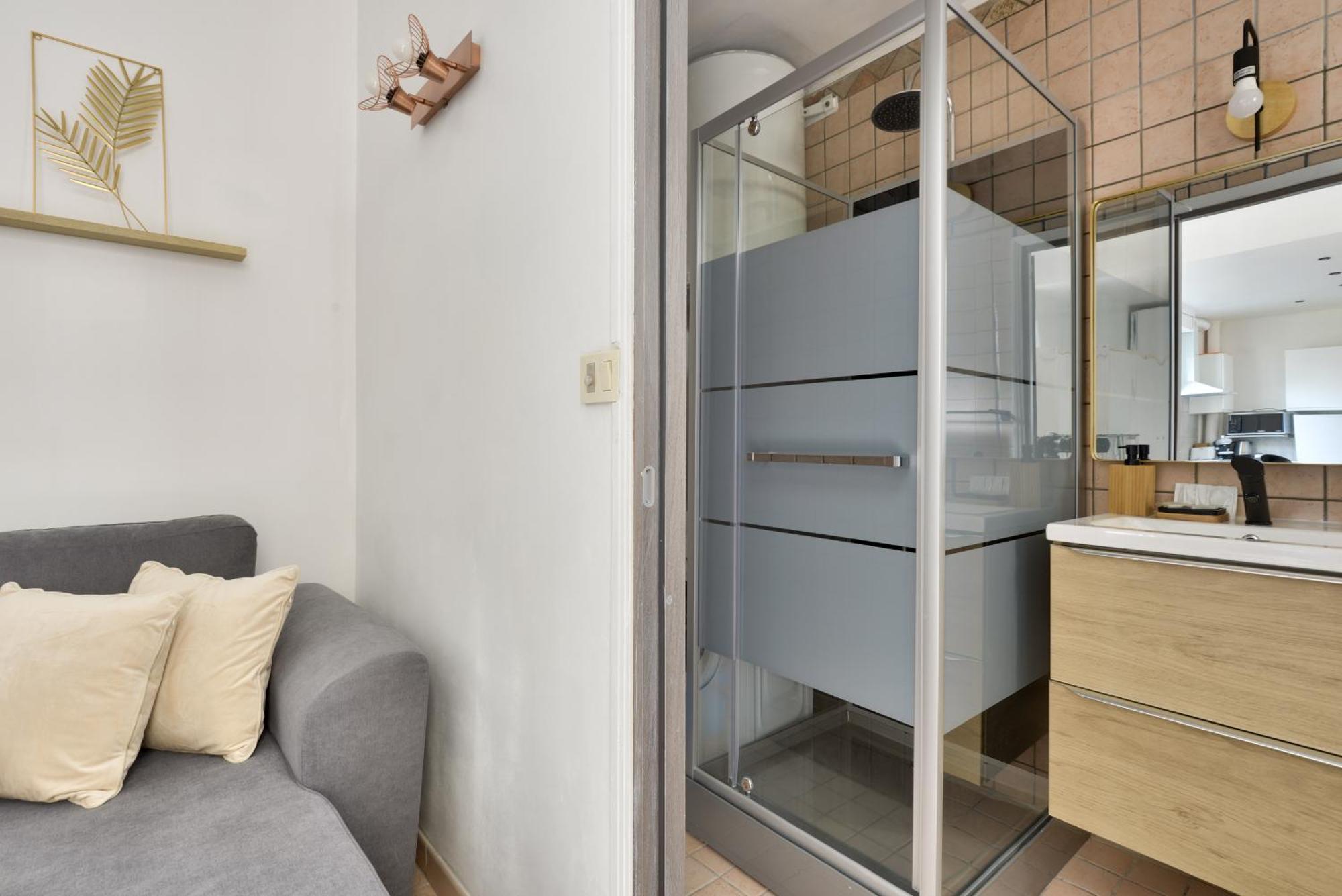 Apartment Vieux Avec Balcon A 1min De La Nice