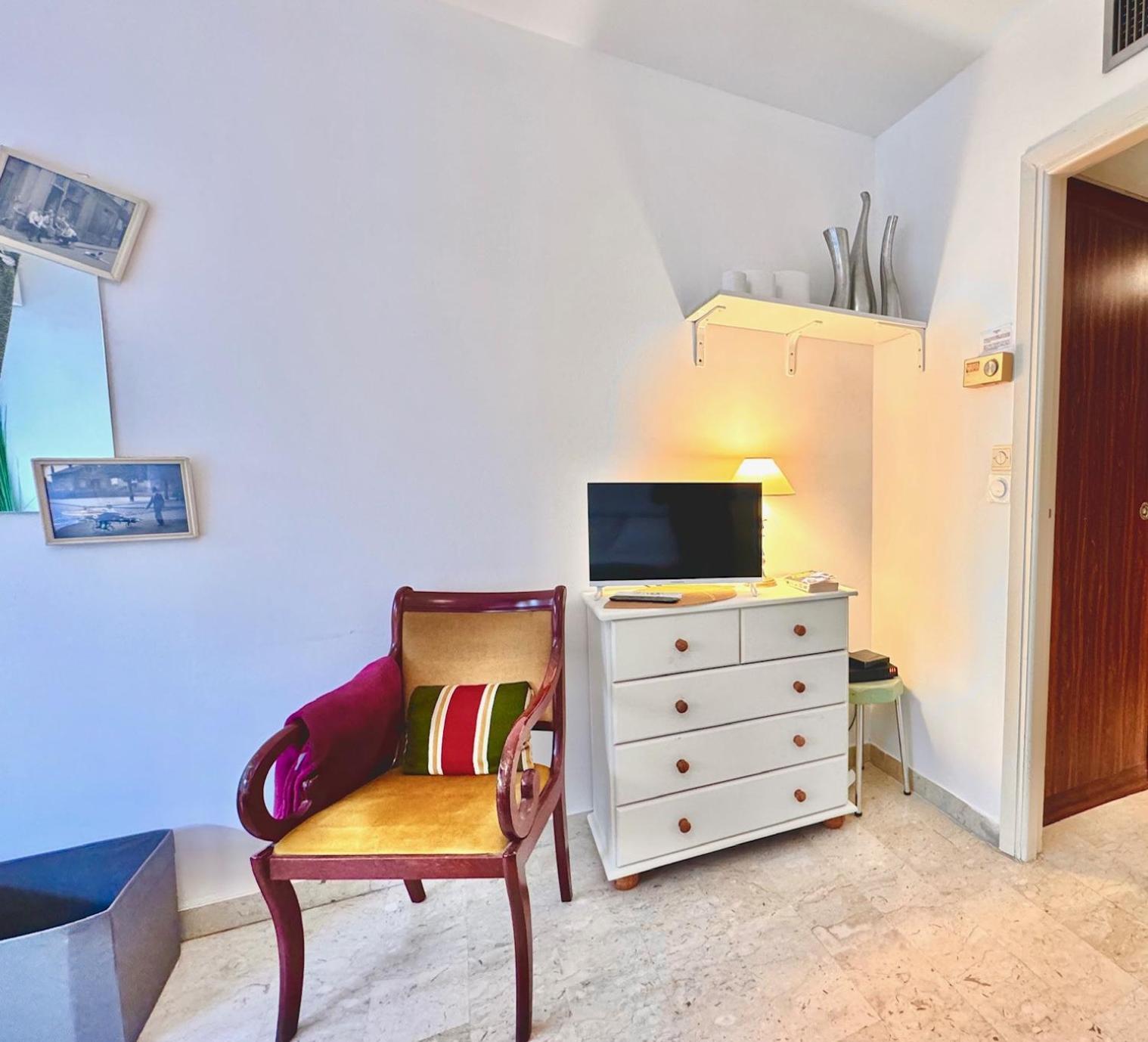 A G Cocon Massenet - Grimaldi - Promenade Des Angl Apartment *