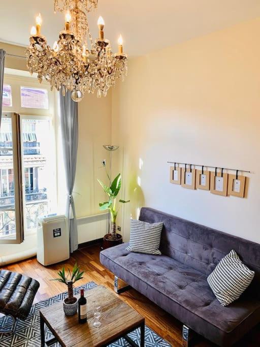 Eugenie Hyper Center 3 2 Bedrooms * Nice