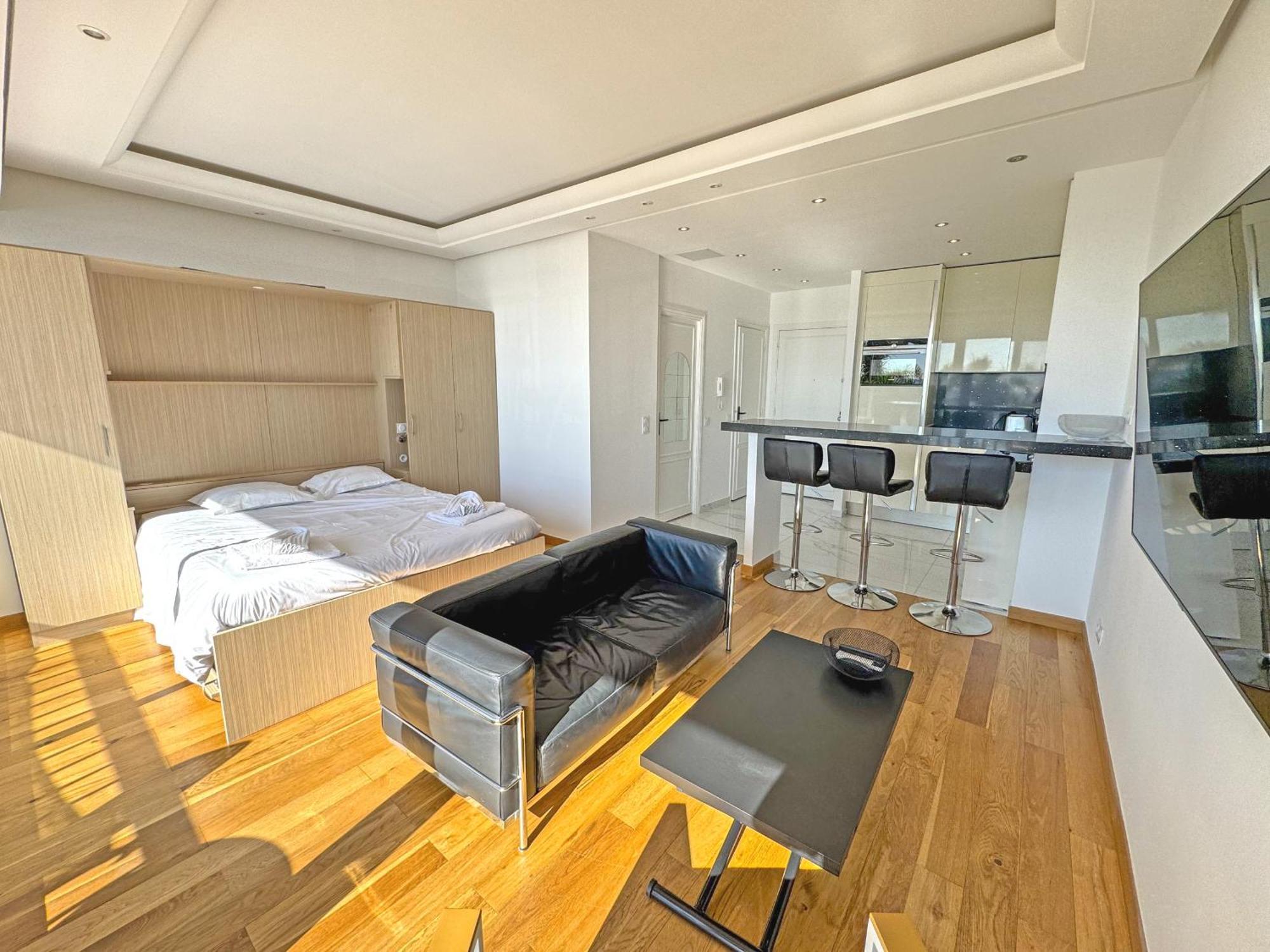 Apartamento Cariatides - Promenade *