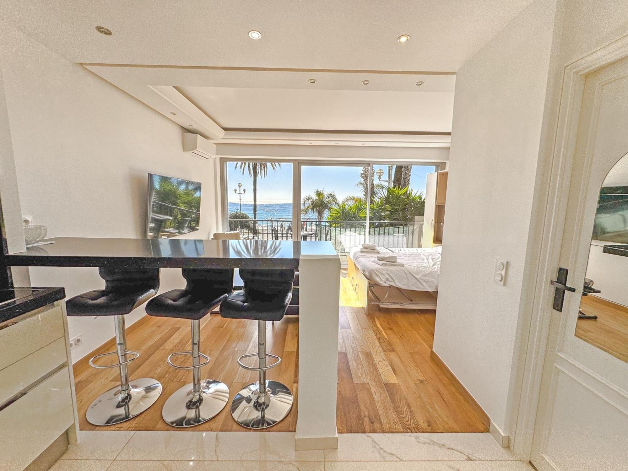 Cariatides - Promenade Apartment Nice