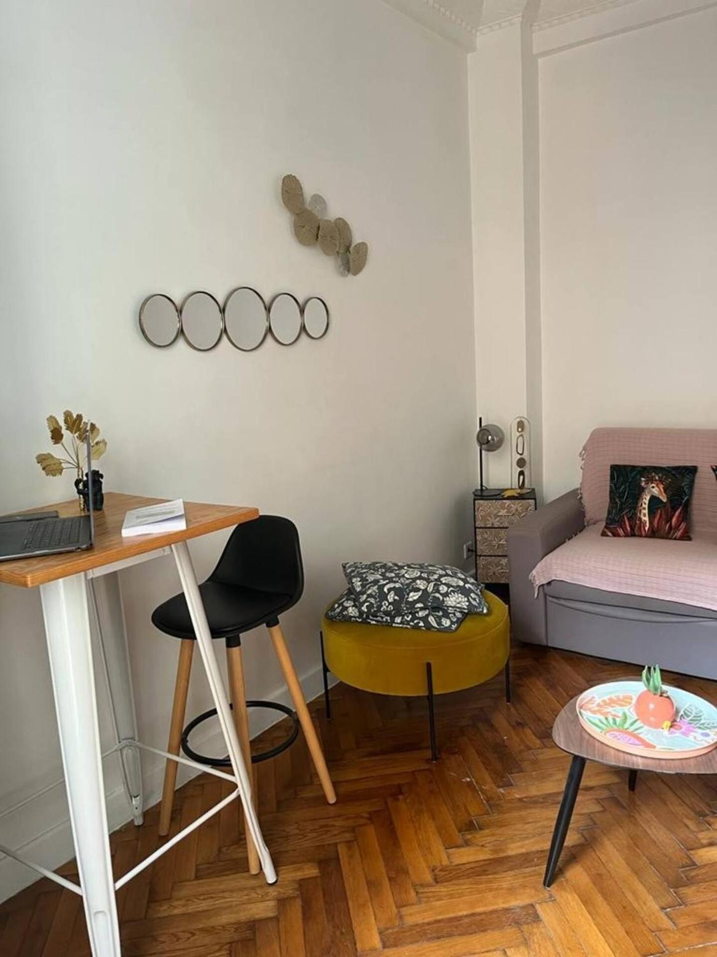 Apartment Ideally Located Center