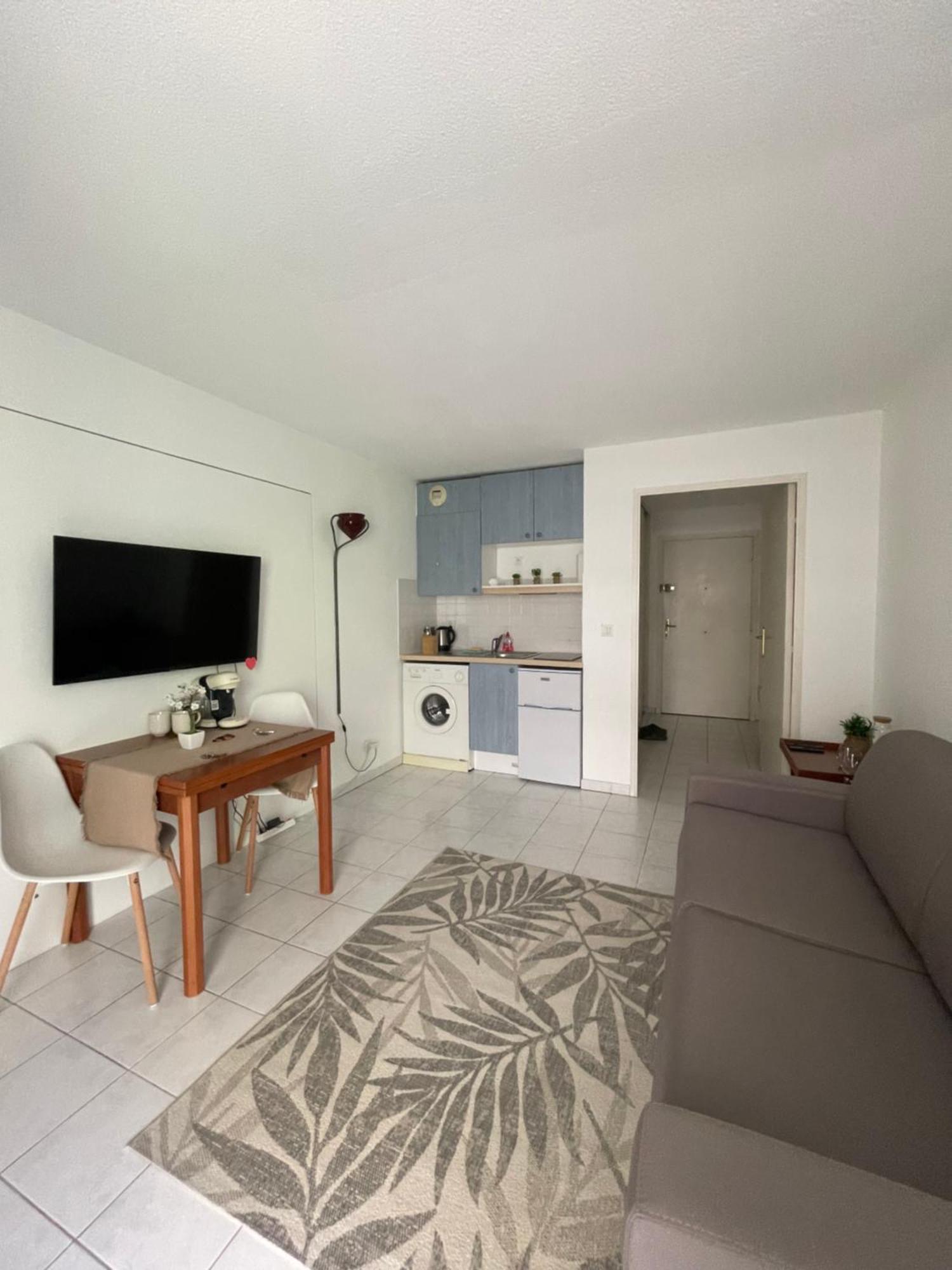 Apartment Coeur De Nice