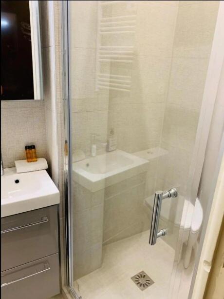 Bottero - Absolute Service Comfort With Balcony Nice
