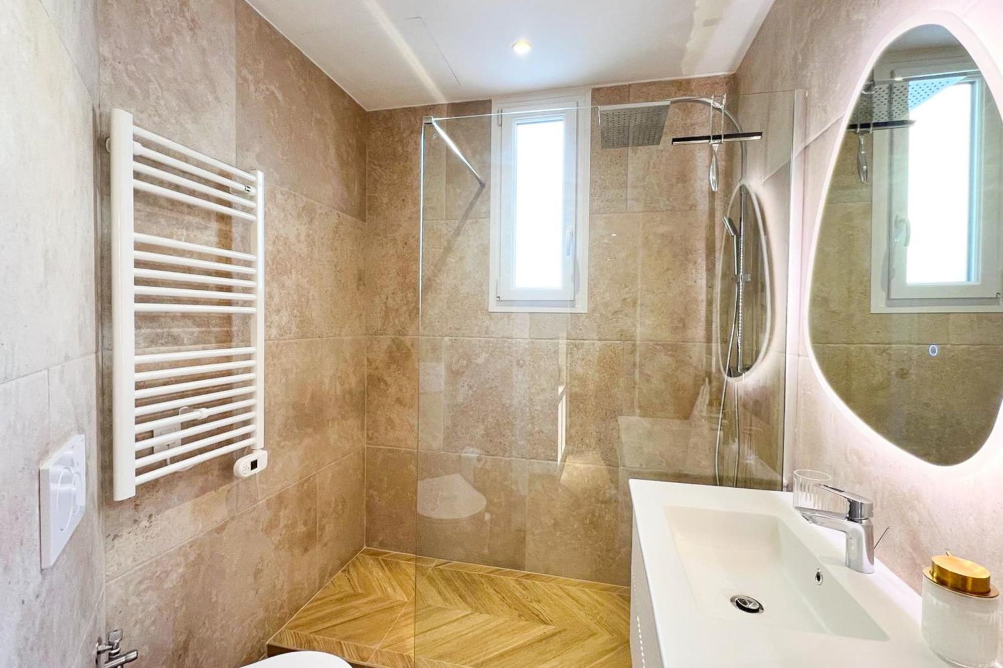 Design Near The Beaches Of Holiday home *