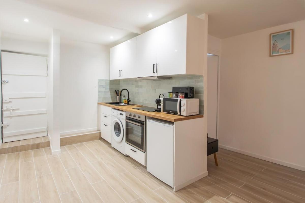 Apartment #16 1bdr Flower Market, Old Town, 1min Ac Nice