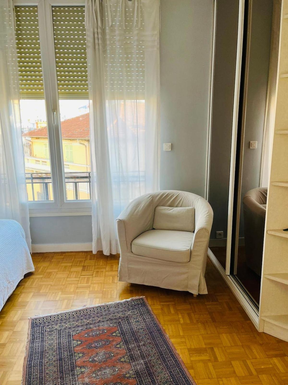 Pleasant With Balcony Nice