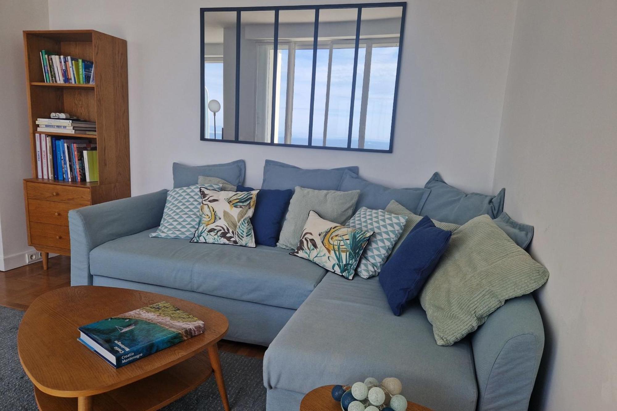 Apartment 06a1 - Just Like On A Boat Sailing On The Sea *
