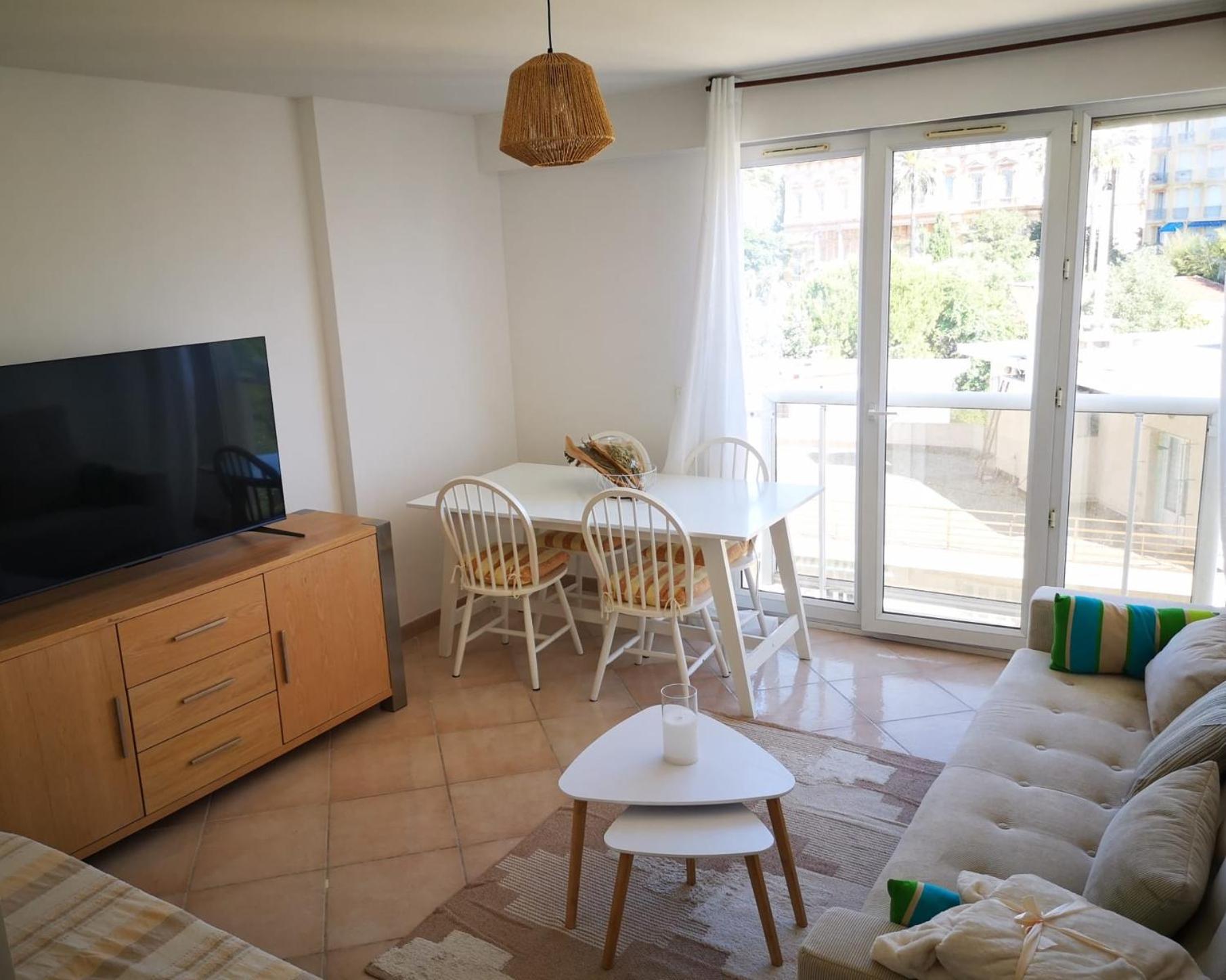 Apartment Cosy Sur La French Riviera