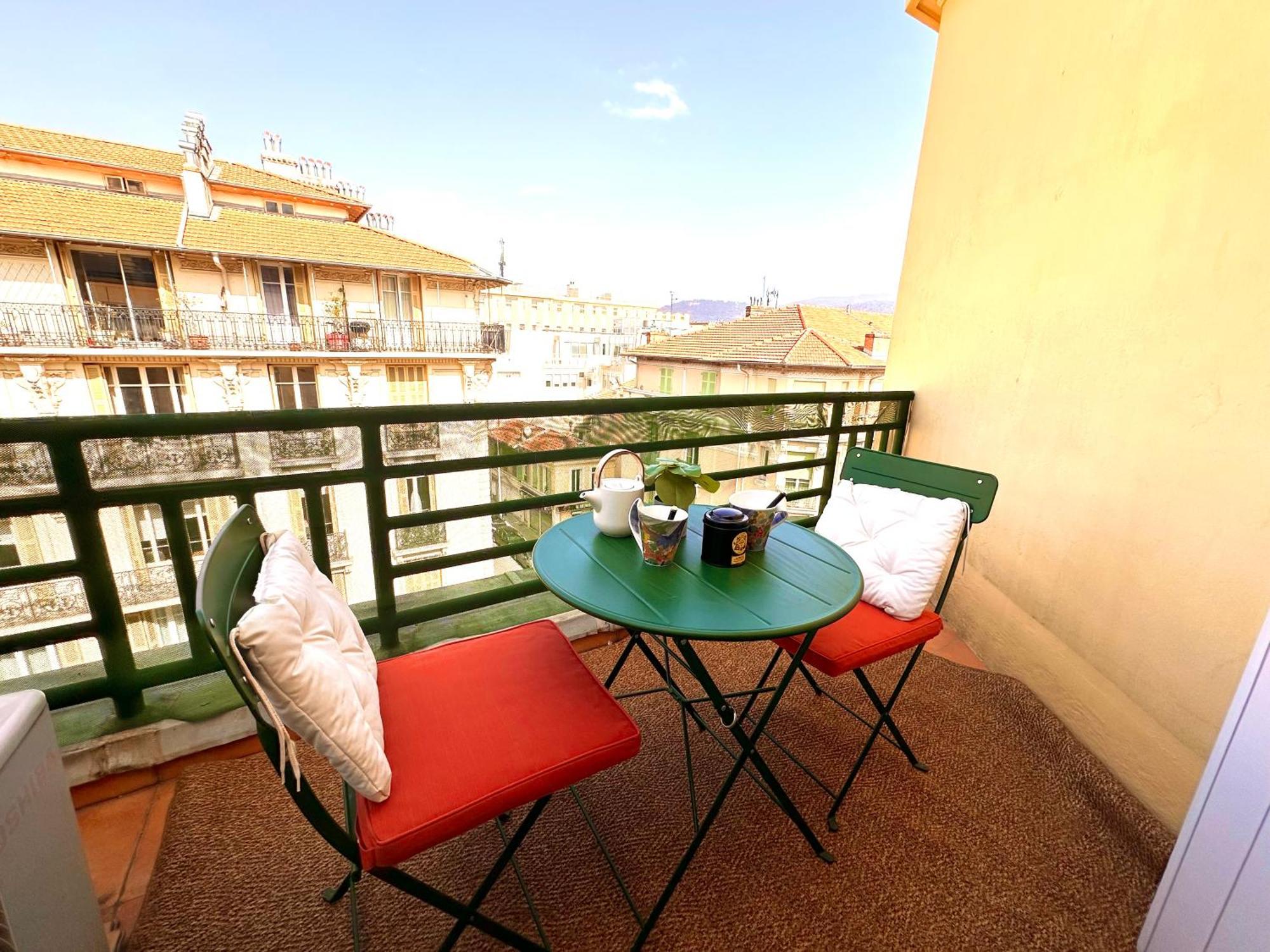 Pleasant With Balcony *