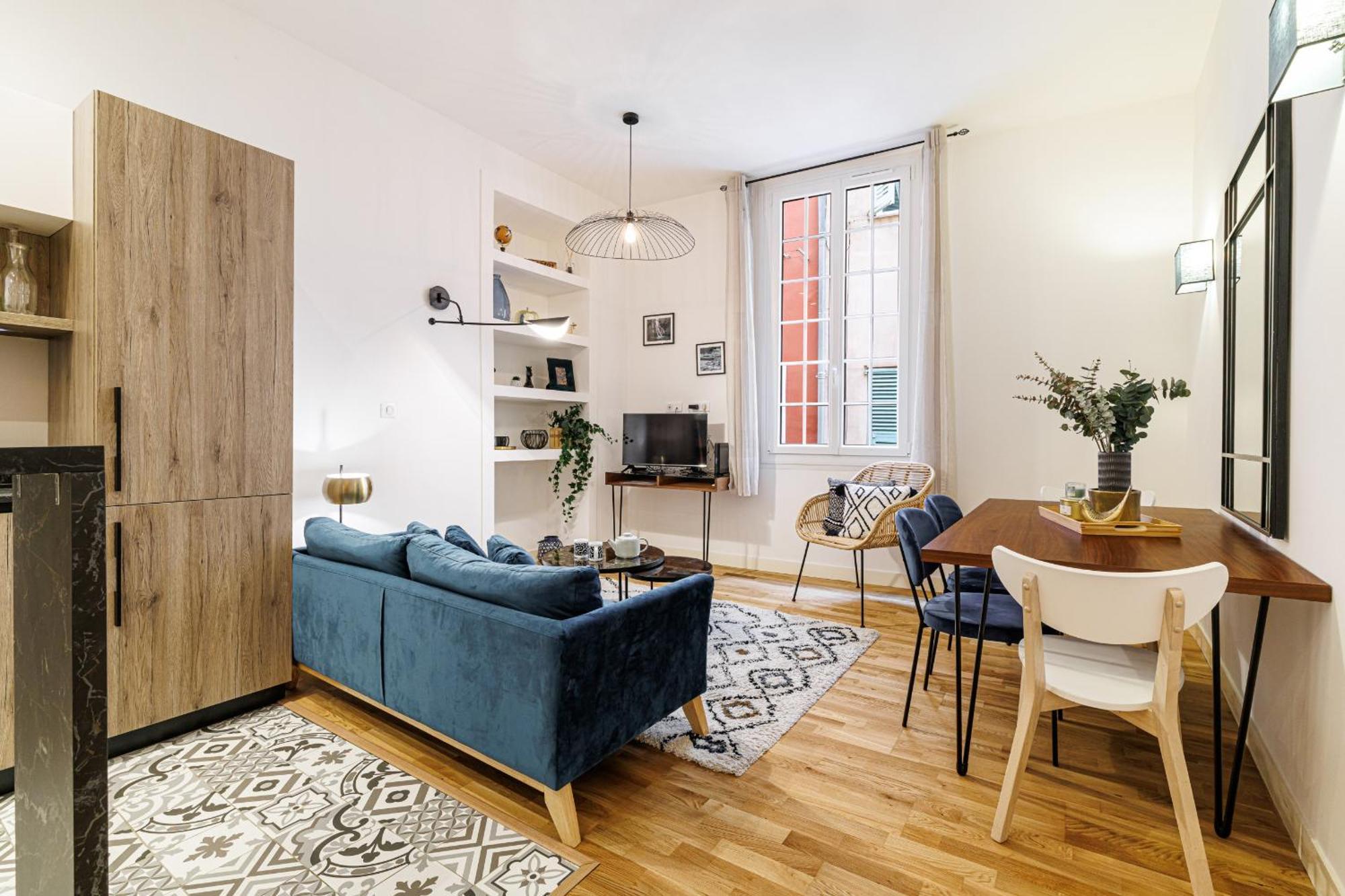 Apartment Chic & Cozy 2 Bdr Heart Of The Old Town