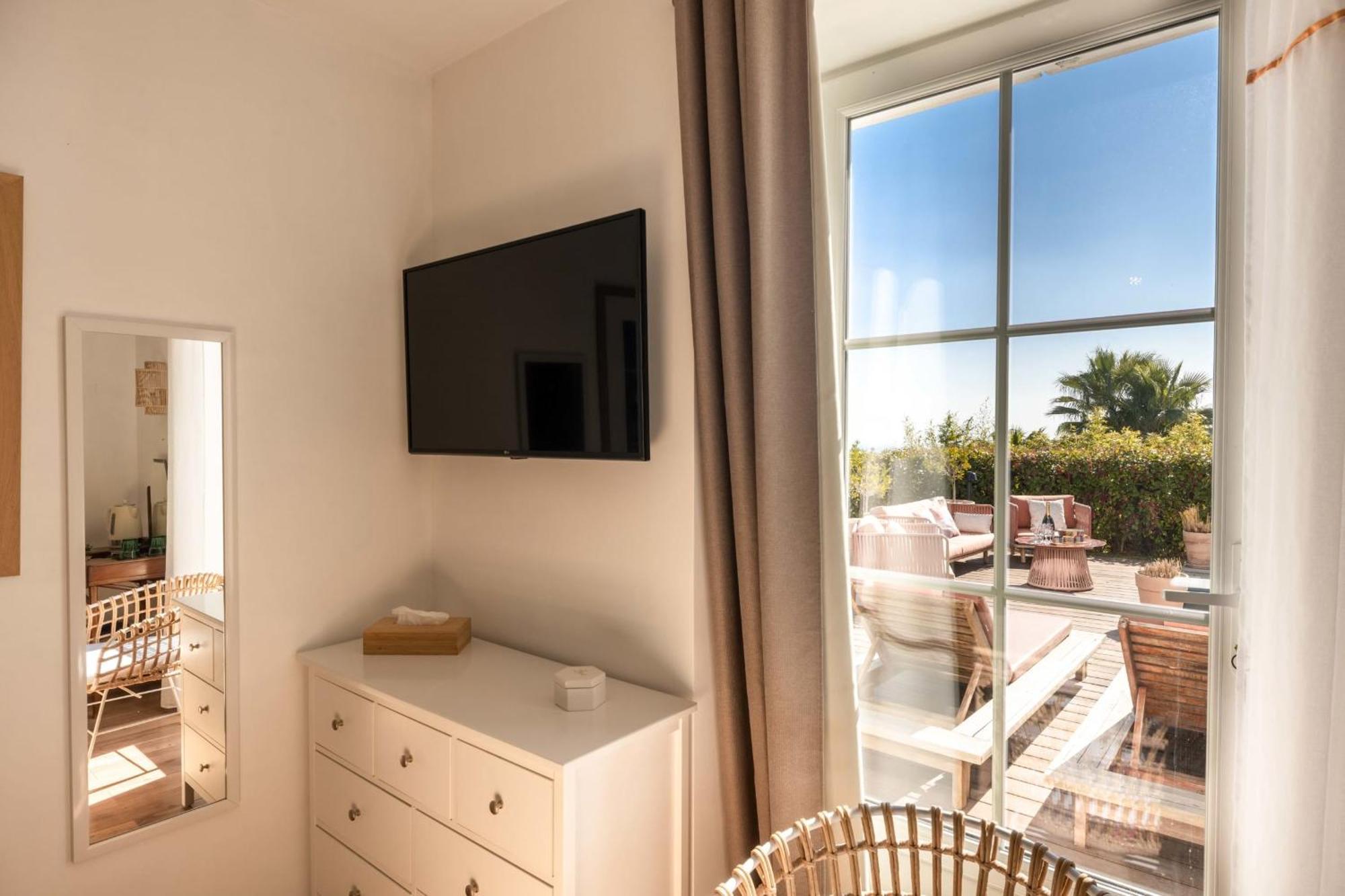 Holiday home Private With Garden Pool And Sea View Nice