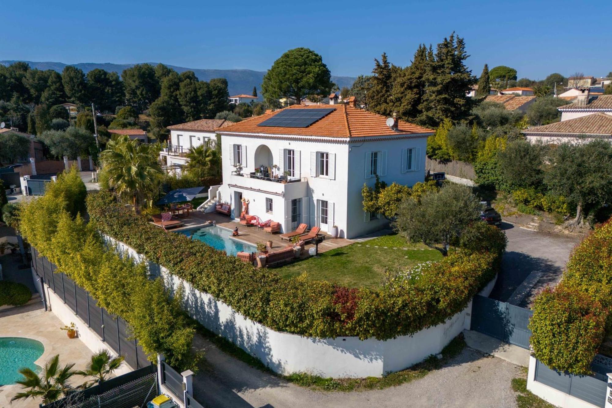 Holiday home Deluxe With Garden Pool And Sea View