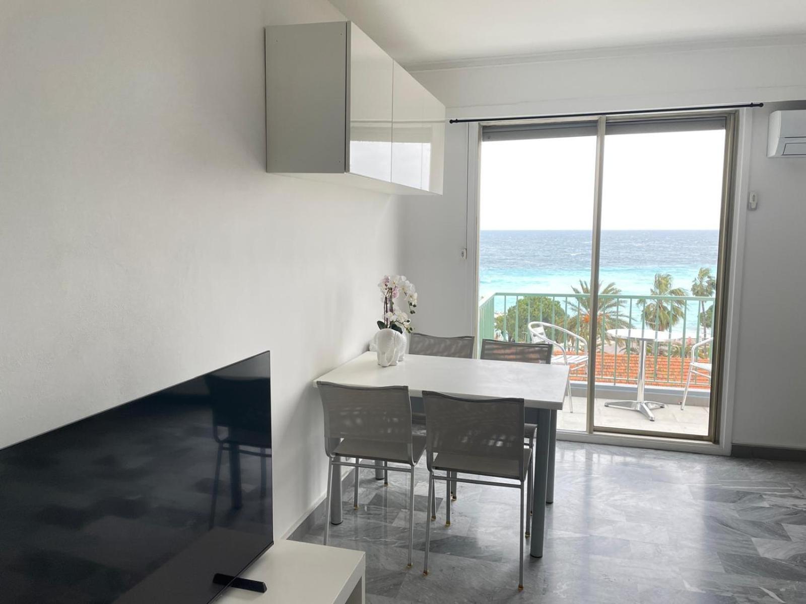 En Face De La Avec Vue Fantastique ! *