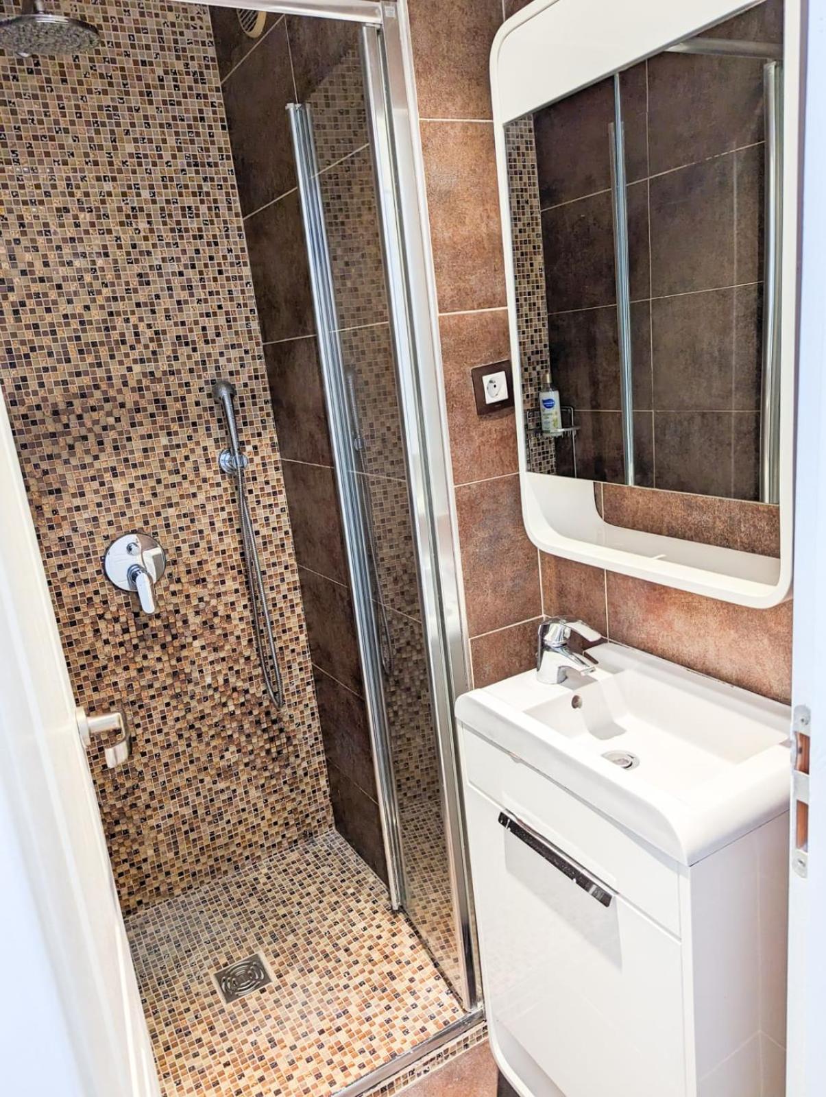 For 8 Guests In Center Apartment *