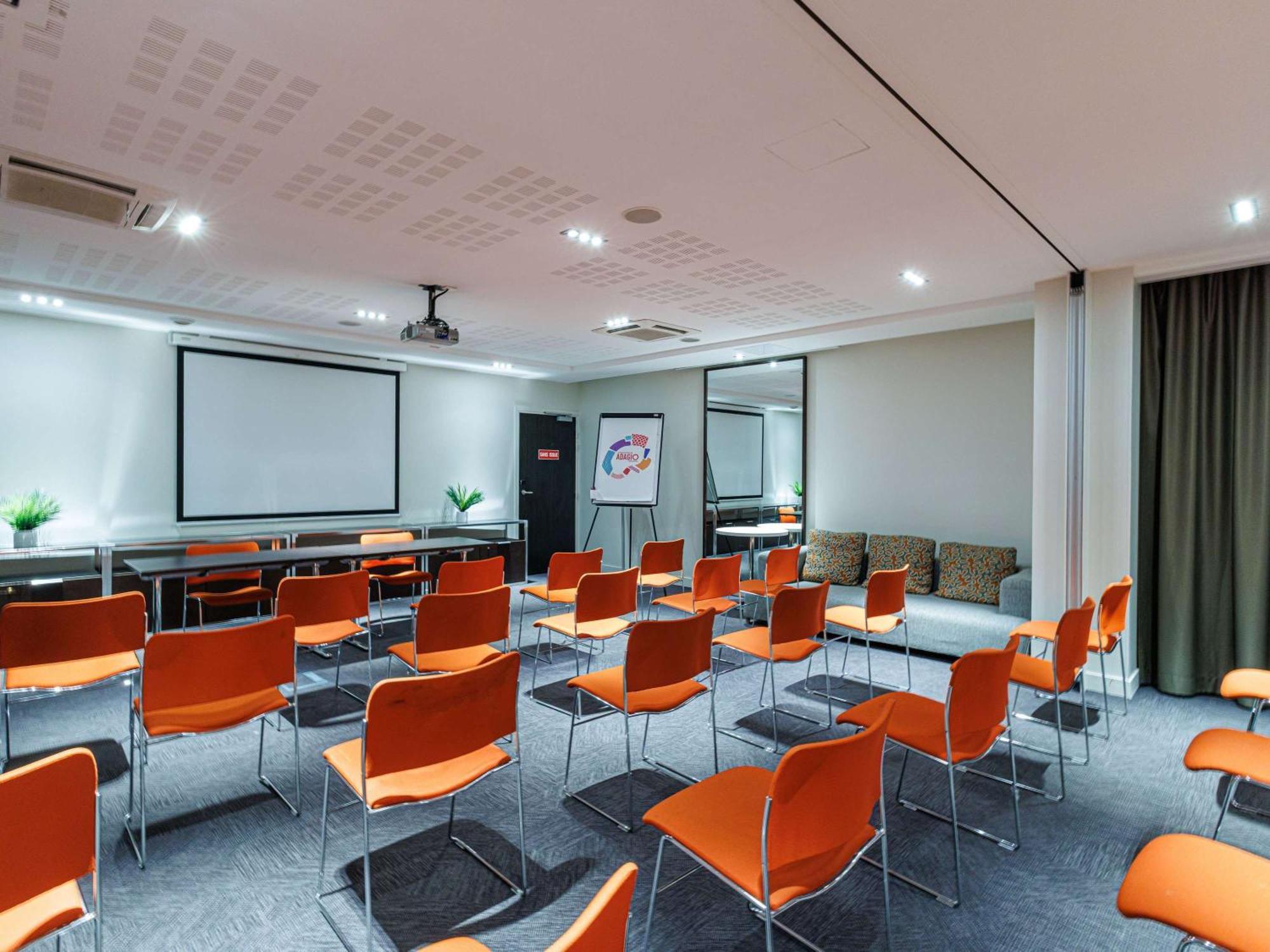 Adagio Centre Aparthotel