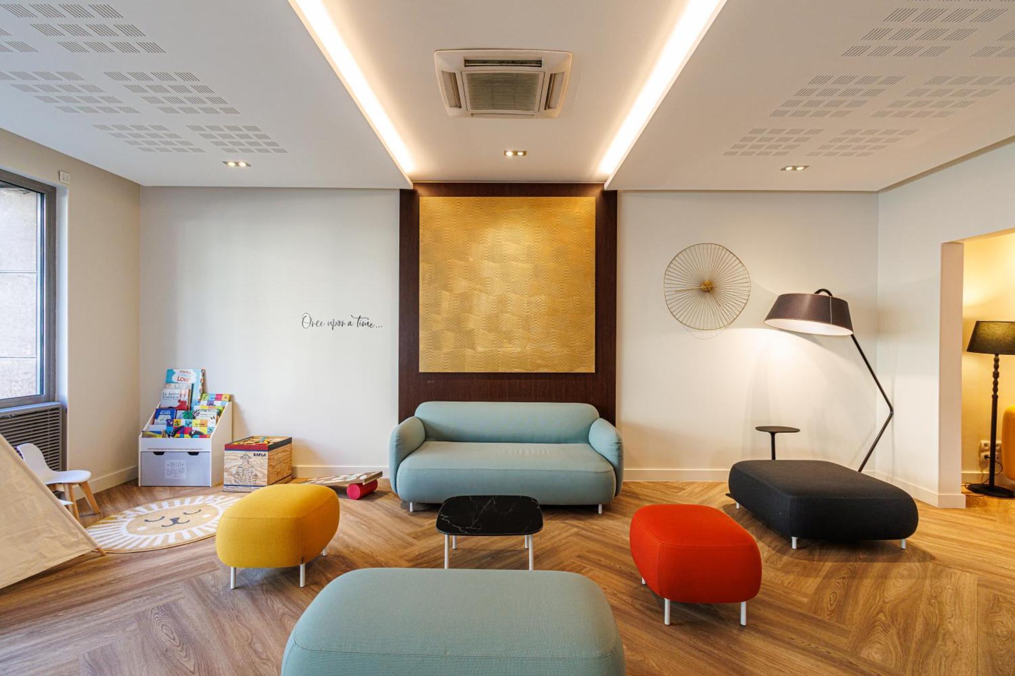 Adagio Centre 3*