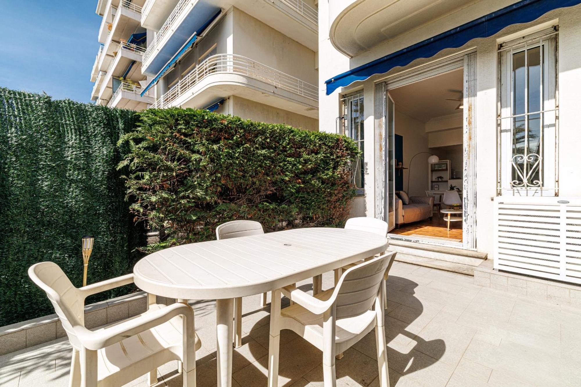 Apartment Promenade Des 2 Bdr Large Terrace *