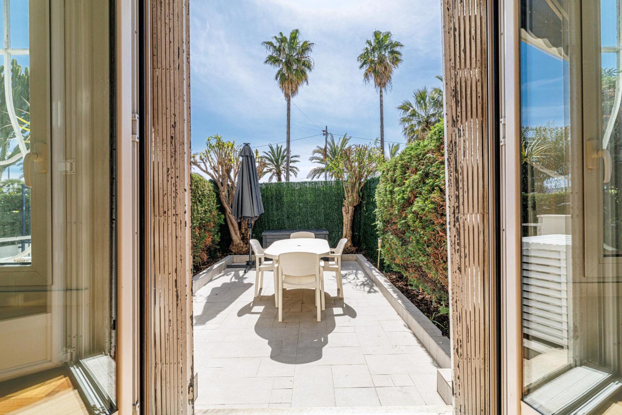 Promenade Des 2 Bdr Large Terrace Nice