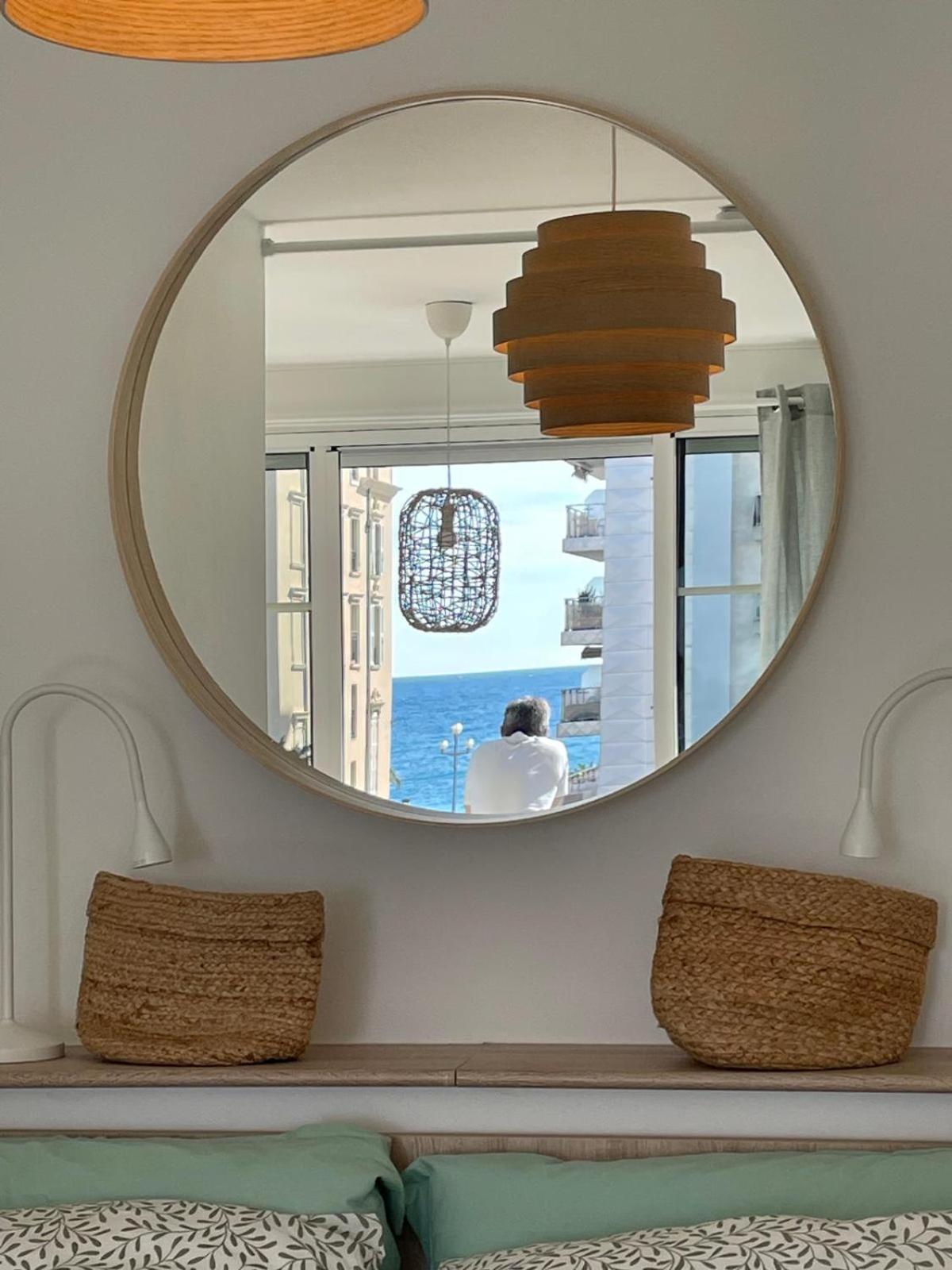 #26 Idealy Located Flat Ac 2mins Walk To Sea Balcony Apartment