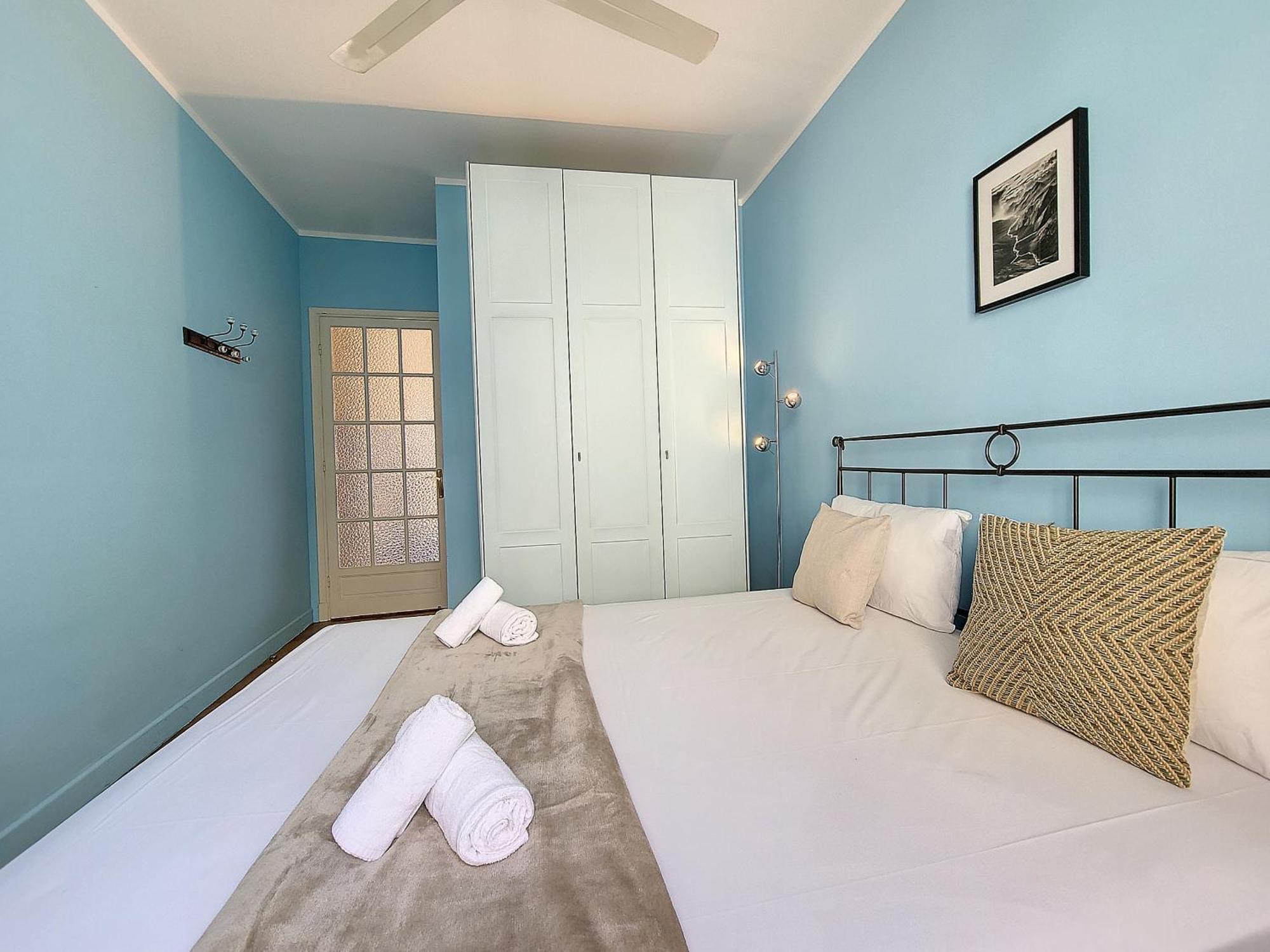 Apartment Nestor&jeeves - Pantai - Near - Balcony Nice