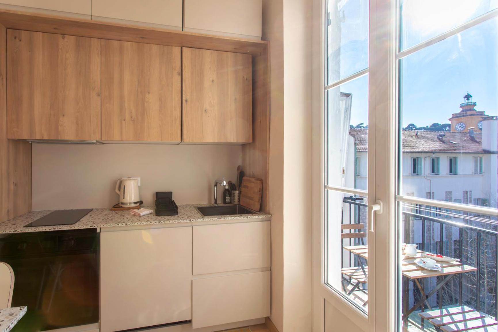 #25 2bdr Port, 5min From The Old Town Balcony, Ac&wifi *