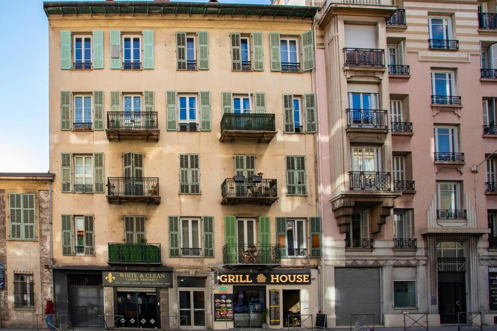 #25 2bdr Port, 5min From The Old Town Balcony, Ac&wifi Nice