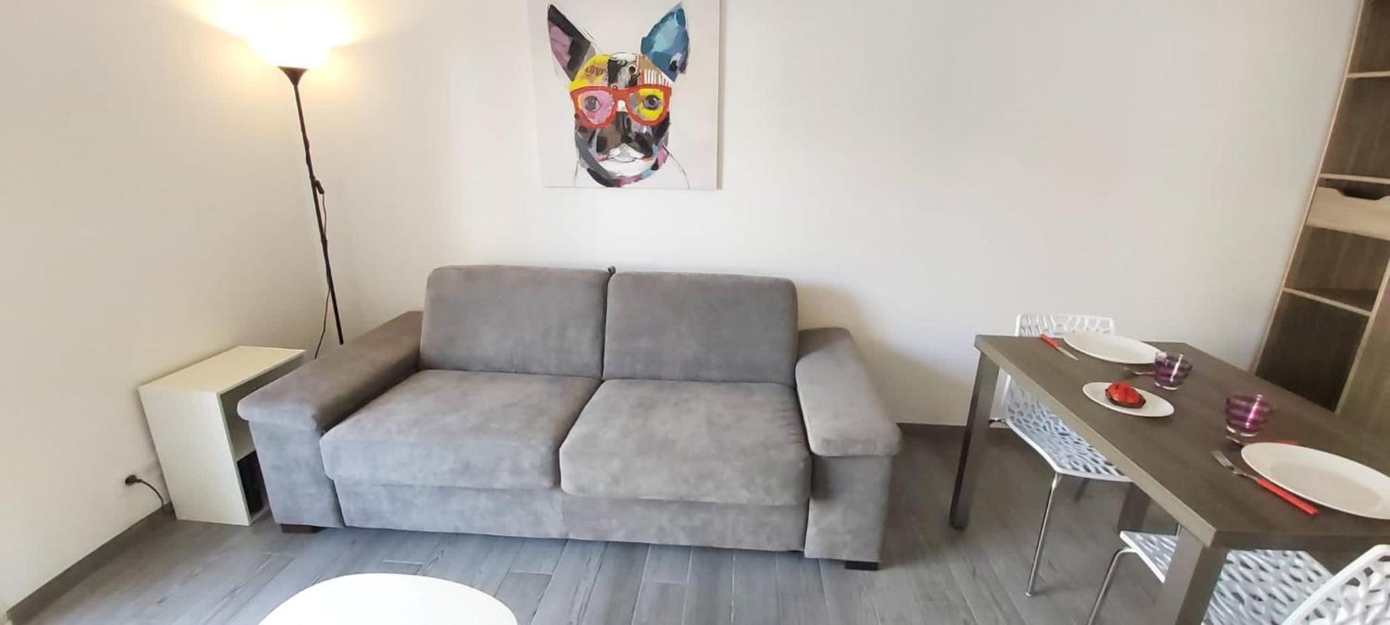 Cosy Proche Carlone, Balcon Apartment