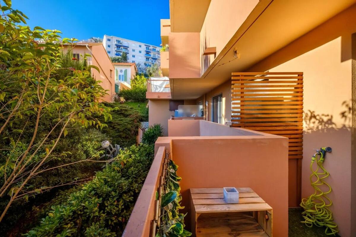 Calme Avec Terrasse Et Climatisation Apartment