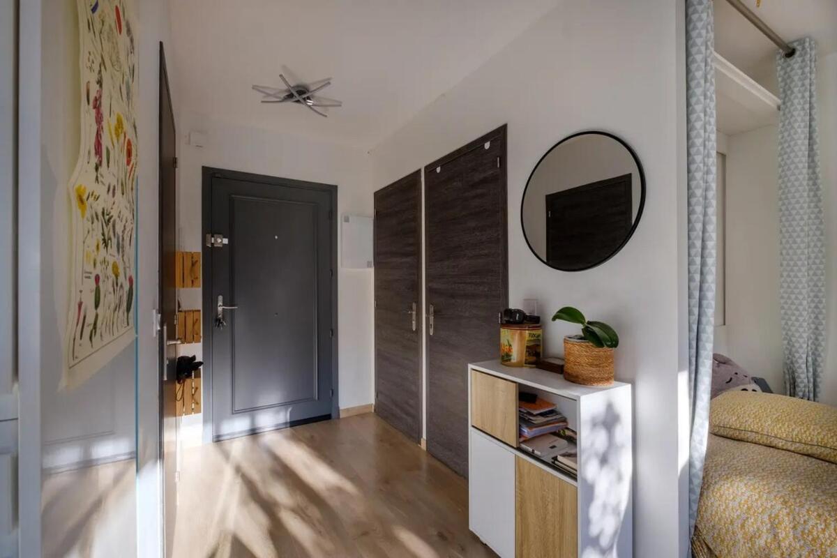 Apartment Calme Avec Terrasse Et Climatisation Nice