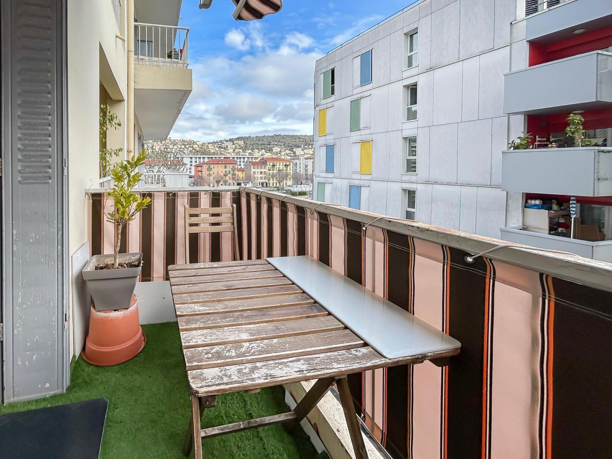 Escapade A - T2 Cosy, Clim & Balcon Apartment *