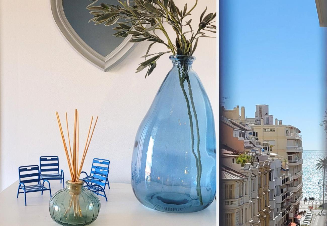 Nestor&jeeves - Chaise Bleue - - Near Apartment