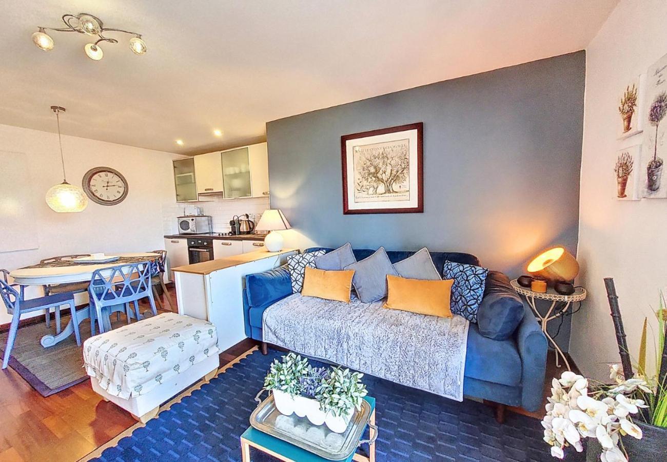 Nestor&jeeves - Chaise Bleue - - Near Apartment Nice