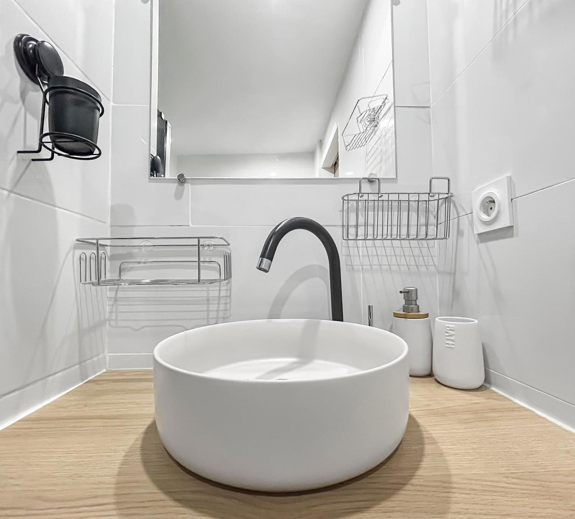 Apartment Escapade A - T2 Cosy, Clim & Balcon *