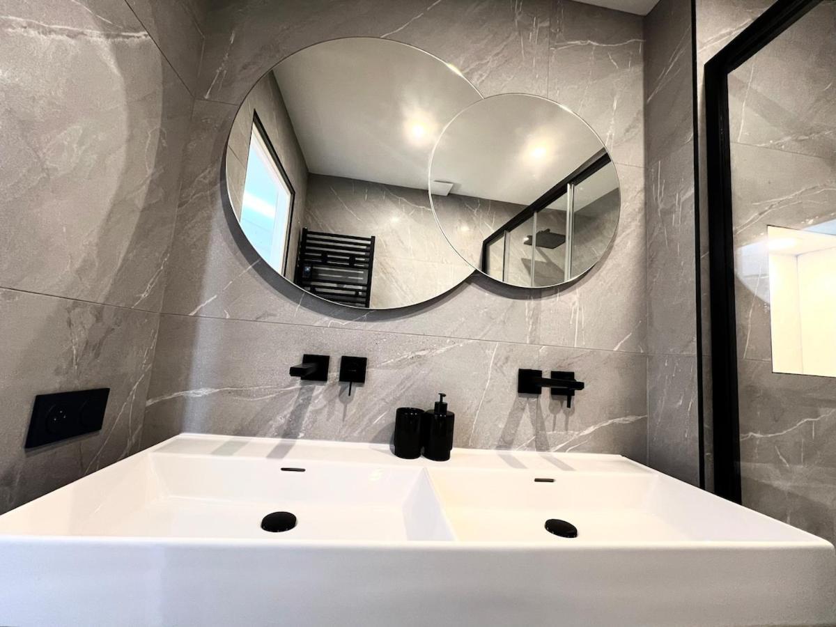 Charming Peaceful Haven In The Golden Square, Air-conditioned * Nice